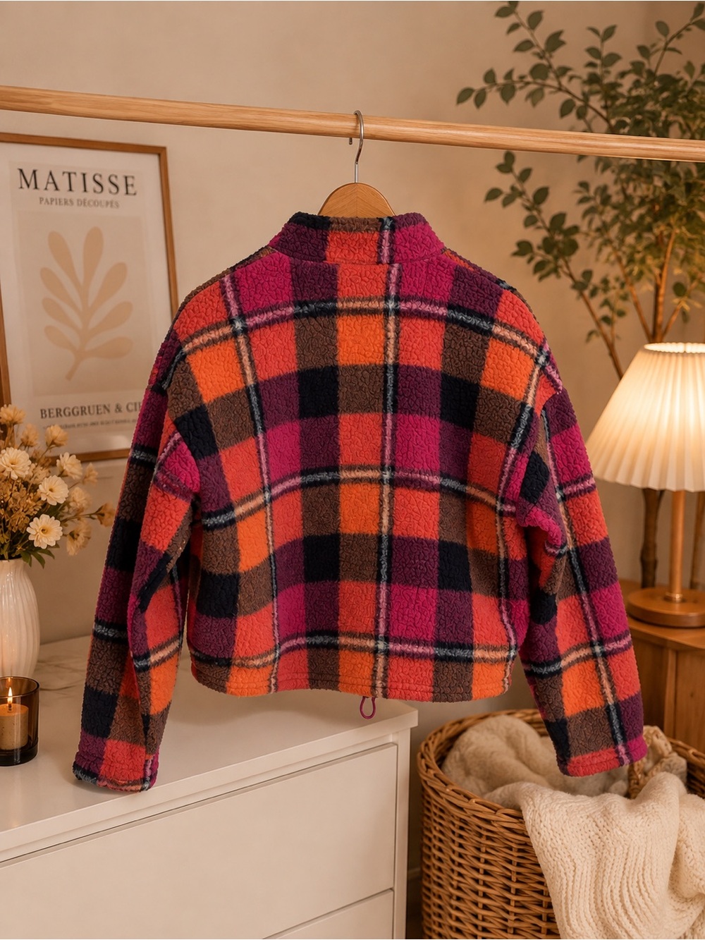 American Eagle Plaid Sherpa Fleece Pullover – XS - Picture 2 of 3